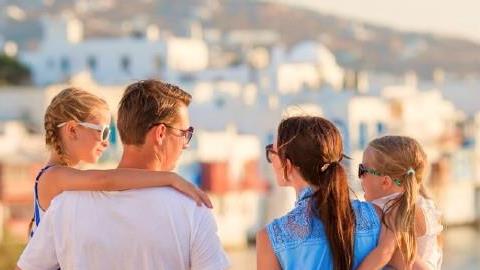 Πώς θα πάμε φέτος διακοπές; Όσα πρέπει να ξέρουμε για να οργανώσουμε το καλοκαίρι μας